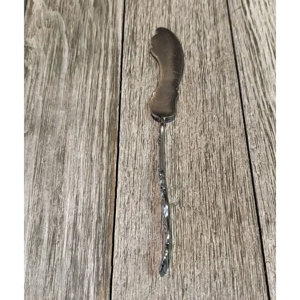 Holmes &‎ Edwards XIV Twisted Handle Master Butter Knife Spreader